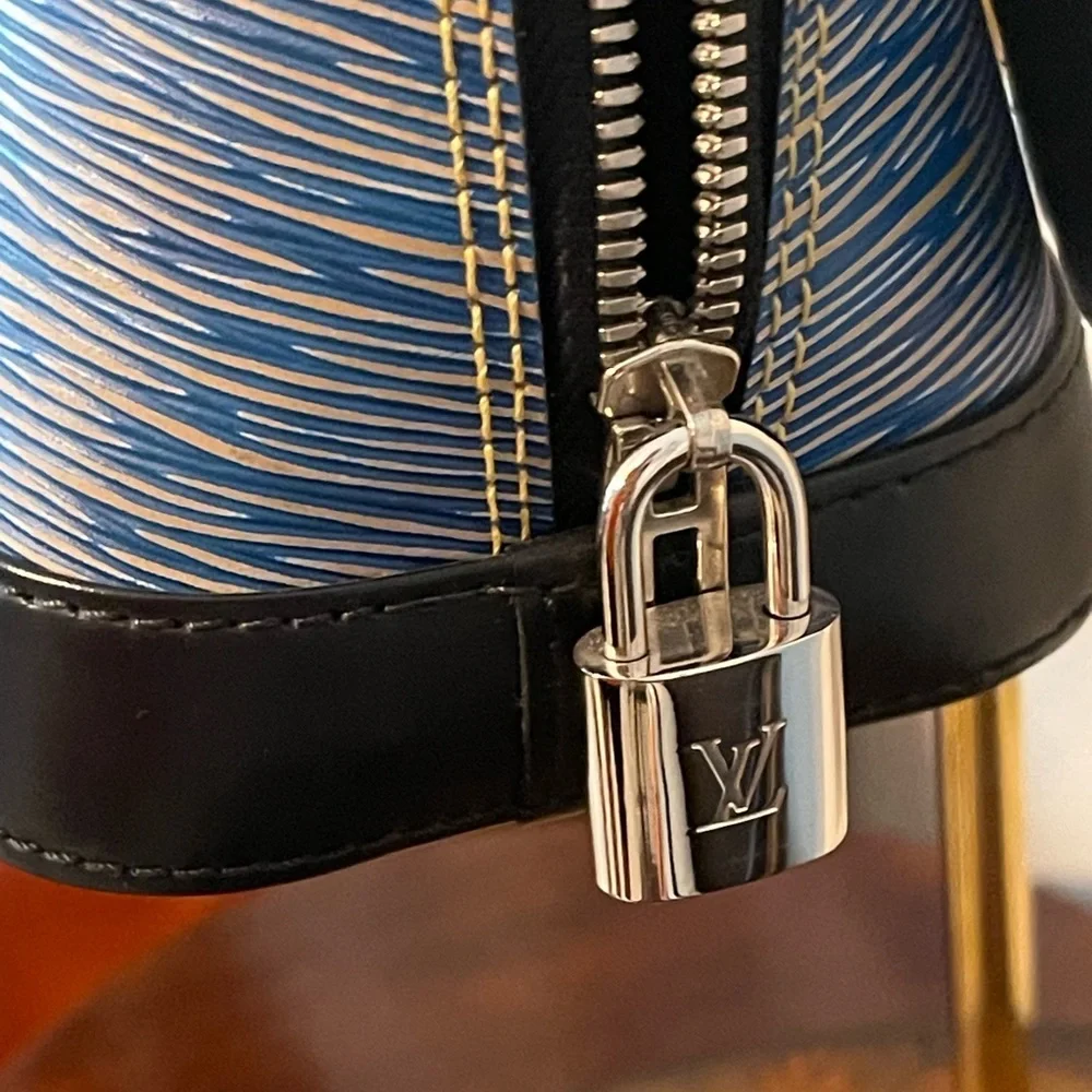 Louis Vuitton Epi Denim Alma BB Satchel - Picture 4 of 10